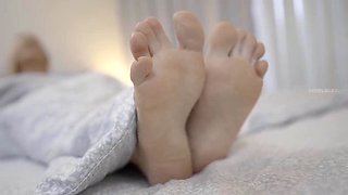 Jasmine Rouges Submissive Foot Tease Triggers Raging Horniness