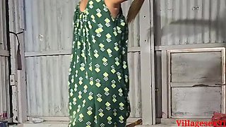 Desi Village Bhabhi Hard Fuck - Amateur Homemade Indian Sex