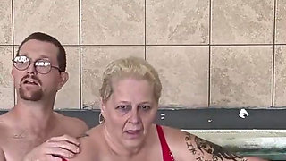 BBW Princess Sucking His Cock Underwater with Her Naughty Stepfather
