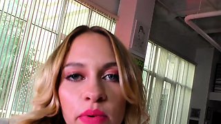 Khloe Kapri Takes Stranger Cum While Boyfriend Calls