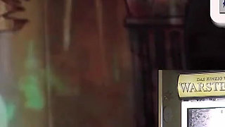 She Want to Go to a Party. German