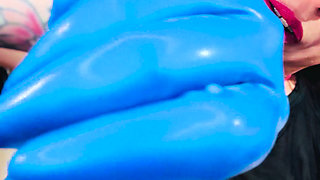 New Latex Gloves! Tina Snua Wanks A Dildo Just How Daddy Likes His Cock Stroked!