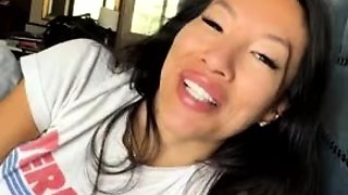 Webcam Asian chick anal masturbation tease
