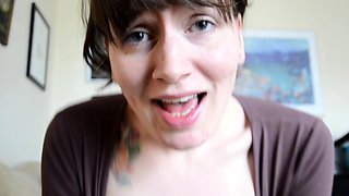 Tattoed Amateur Webcam Girl Hot Dildo Action Masturbation