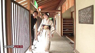 Japanese schoolgirl (18+) xxx with marvelous Aoi Mizuno from Gang AV