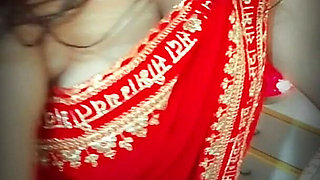 Pankhuri Kunal New Videos in Hotel Room