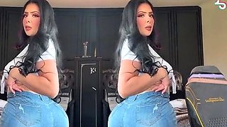 The Laughing Latina - Jasmine Mendez - Empty your wallet