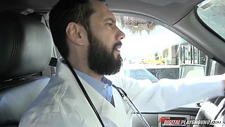 Hot cougar Romi Rain unbelievable xxx clip