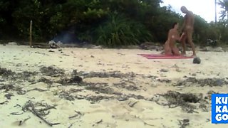 Beach Love Motion: Outdoor Amateur Fun