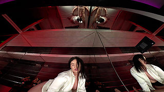 Olivia Hart - Mirror Mirror on the Wall