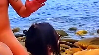 Ocean Rocks - Me and My Bestie