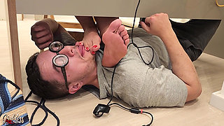 Nerd Computer Technician Worships Kiffa's Feet Under the Table