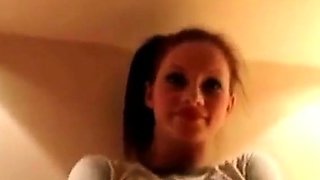 Cutie With Perfect Tits on Webcam