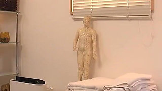 The Secret Acupressure Massage Clinic That Beautiful Office Ladies Frequent_part3