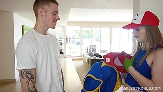 Cute gamer chick pounds her dangled step-bro