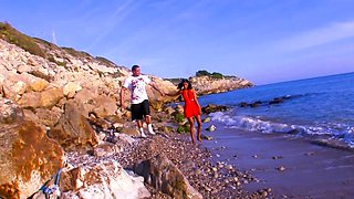 Solid Latina Beach Blowjobs