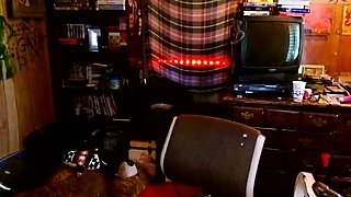 Amateur webcam girl masturbate big dildo