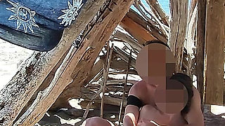 Pussy Flash - Risky Student Session in Beach Canary