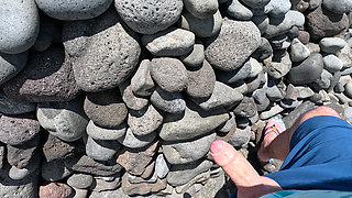 He Saw a Naked Girl on the Beach and Started Jerking off