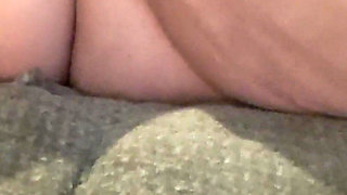 Rubbing the Clit Until I Cum