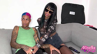 My Friend Doesn't Change Every Time He Comes to Visit Me Some