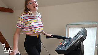 Uncut - Fuck on the Treadmill!!