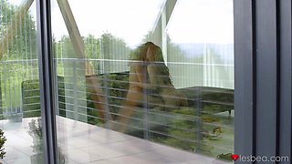 Zazie Skymm's Playful Pussy Bliss in Wild Trio Heat