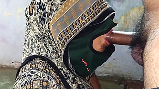 My elder sister-in-law is sucking my cock, my ass also wants to die