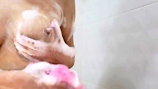 I had an anal orgasm while masturbating with a washcloth