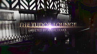 Horny Girls Let Themselves Be Spoiled by a Boy