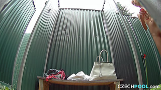 Czech Pool 4: Top Model Gets Wet in the Shower