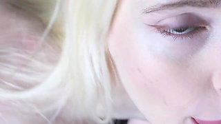 I Asked Stranger in Gym to Spot Me - Fucks Me and Cums on Face