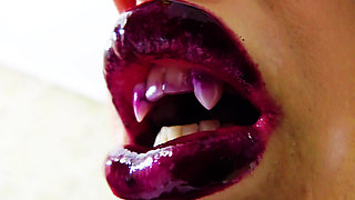 enslaved by  lipstick  kisses