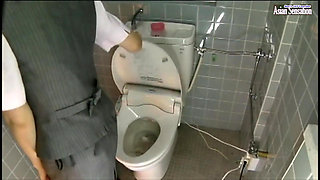 Stuck up Older Woman - Toilet Masturbation Episode 6