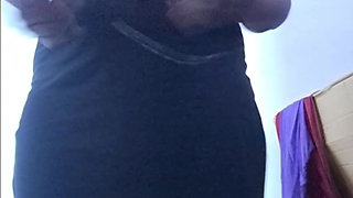 Coimbatore aunty playing boobs and pussy
