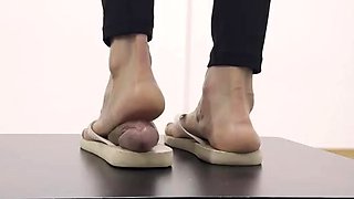 Goddess Elisa Inside My Flip Flops