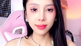 Amateur Webcam Big Boobs Blonde Teen Spit Games Porn