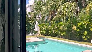 Brunette Solo Webcam Masturbation