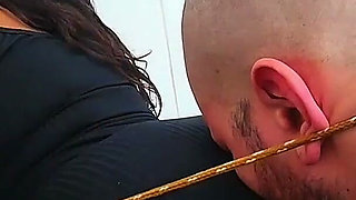 Veronica Lins Teaches Her Slave a Stinky Lesson Full HD