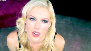 Amateur Blonde Dons Lingerie And Fucks