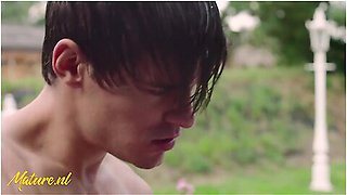 Horny Milf Valentina Babe Loves A Cock Up Her Ass