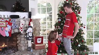 Step grandpa long cock and cougar demonstrates fucking partner' companion's daughter first