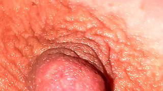 Huge Tits Get Rubberbands