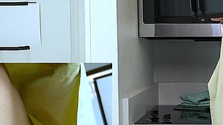 Vika - Secretary up the Skirts