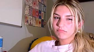 Blonde teen Sierras first erotic masturbation video