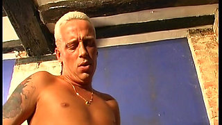 Perfect Babe From Germany Gets Pounded by Big Cock in Bathtub