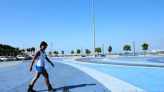 Skateboarding fail of big ass Thai MILF