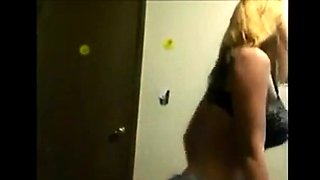 Big Booty Amateur Webcam Undressing