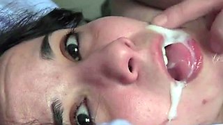 Brunette Amateur Webcam POV Cumshot