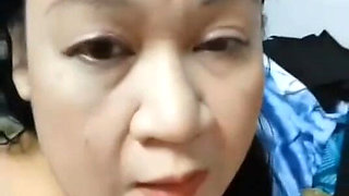 Hot Sexy Wife Insert Bottle in Pussy
